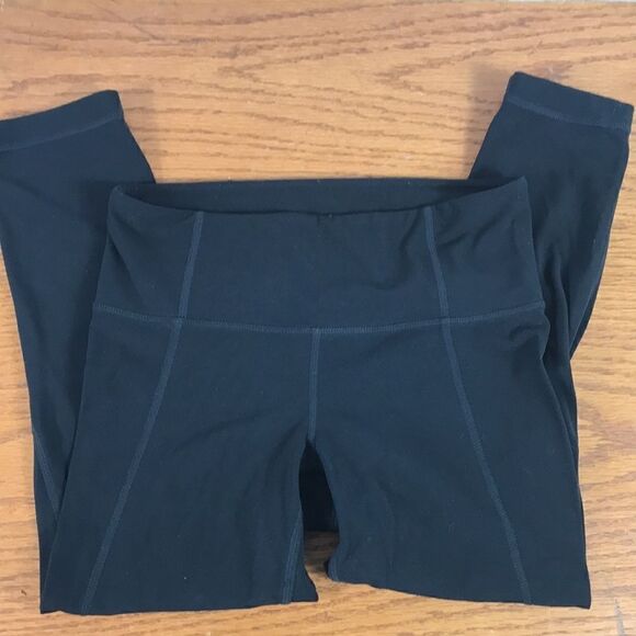 Athleta XS Black Cropoed Legging inseam 21” - Picture 3 of 4
